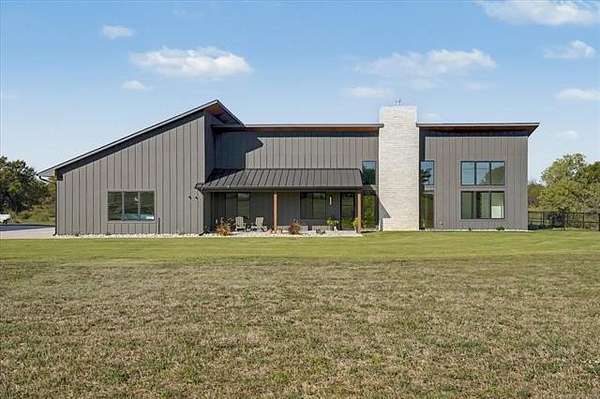 16 Acres of Land with Home for Sale in Mounds, Oklahoma