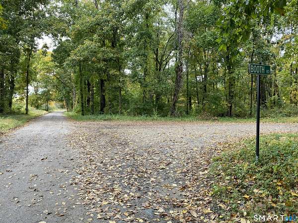 21.8 Acres of Land for Sale in Roxbury Town, Connecticut
