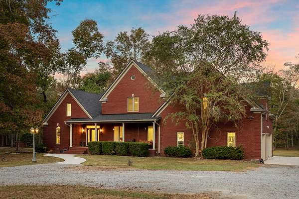 7 Acres of Land with Home for Sale in Hermitage, Tennessee