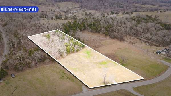 3 Acres of Residential Land for Sale in Hartsville, Tennessee