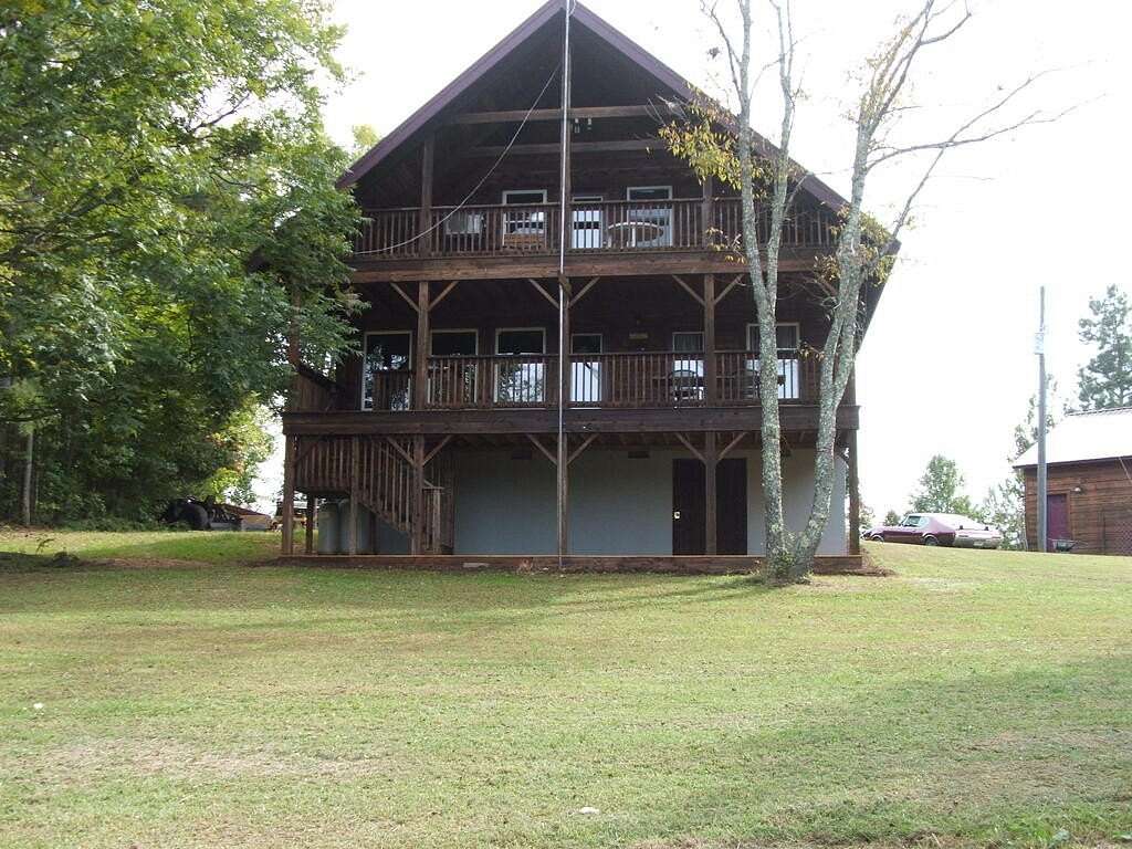 8 Acres of Land with Home for Sale in Charlotte Court House, Virginia