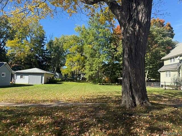 0.2 Acres of Residential Land for Sale in Owosso, Michigan