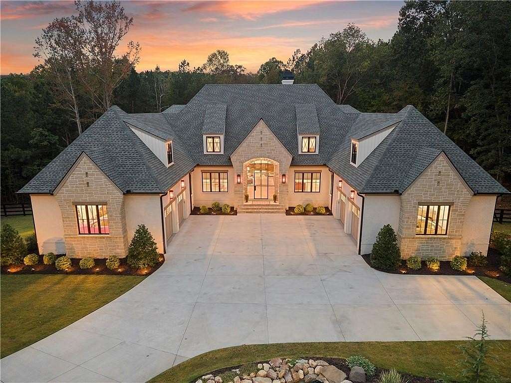 2 Acres of Land with Home for Sale in Milton, Georgia