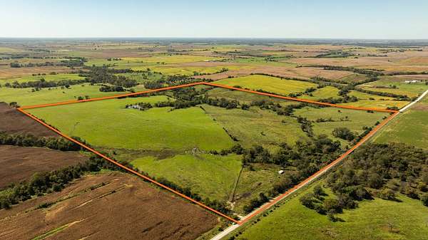 144 Acres of Land for Sale in Humeston, Iowa