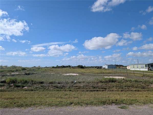 1 Acre of Residential Land for Sale in Rockport, Texas