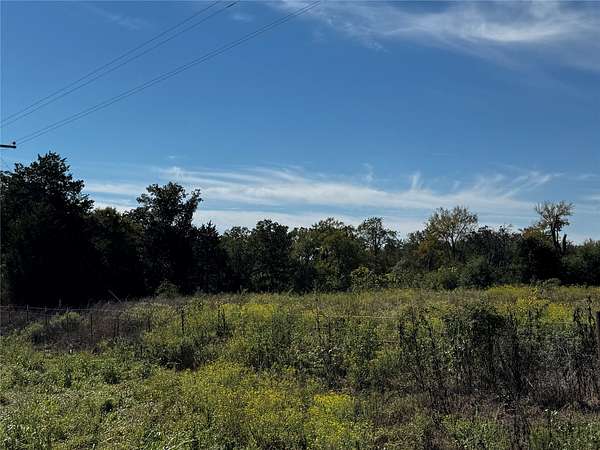 3.35 Acres of Land for Sale in Groesbeck, Texas