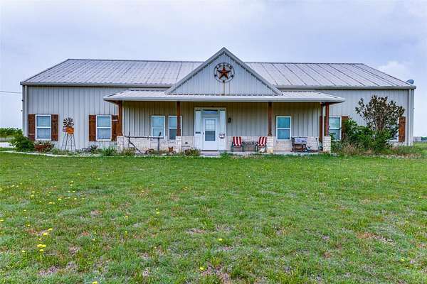 8 Acres of Land with Home for Sale in Krum, Texas