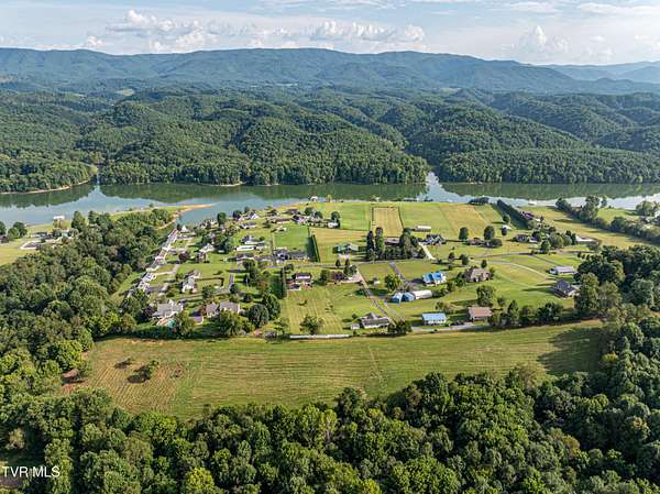 11 Acres of Land for Sale in Abingdon, Virginia