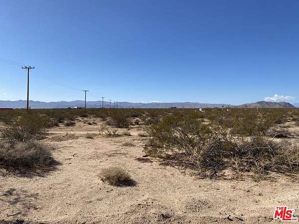 2 Acres of Residential Land for Sale in Joshua Tree, California