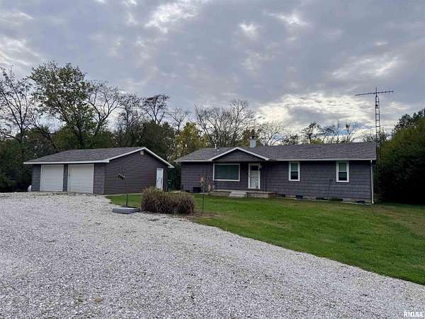 10 Acres of Land with Home for Sale in Macomb, Illinois