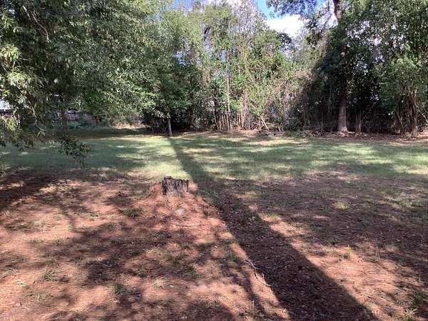 0.55 Acres of Residential Land for Sale in Jasper, Texas