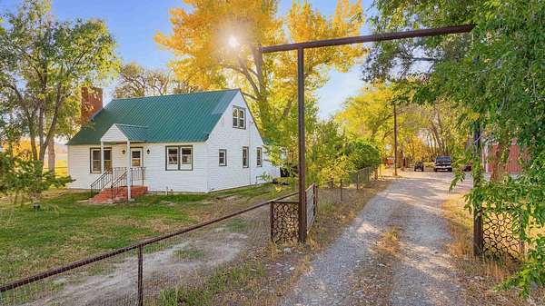 17.8 Acres of Land with Home for Sale in Pavillion, Wyoming