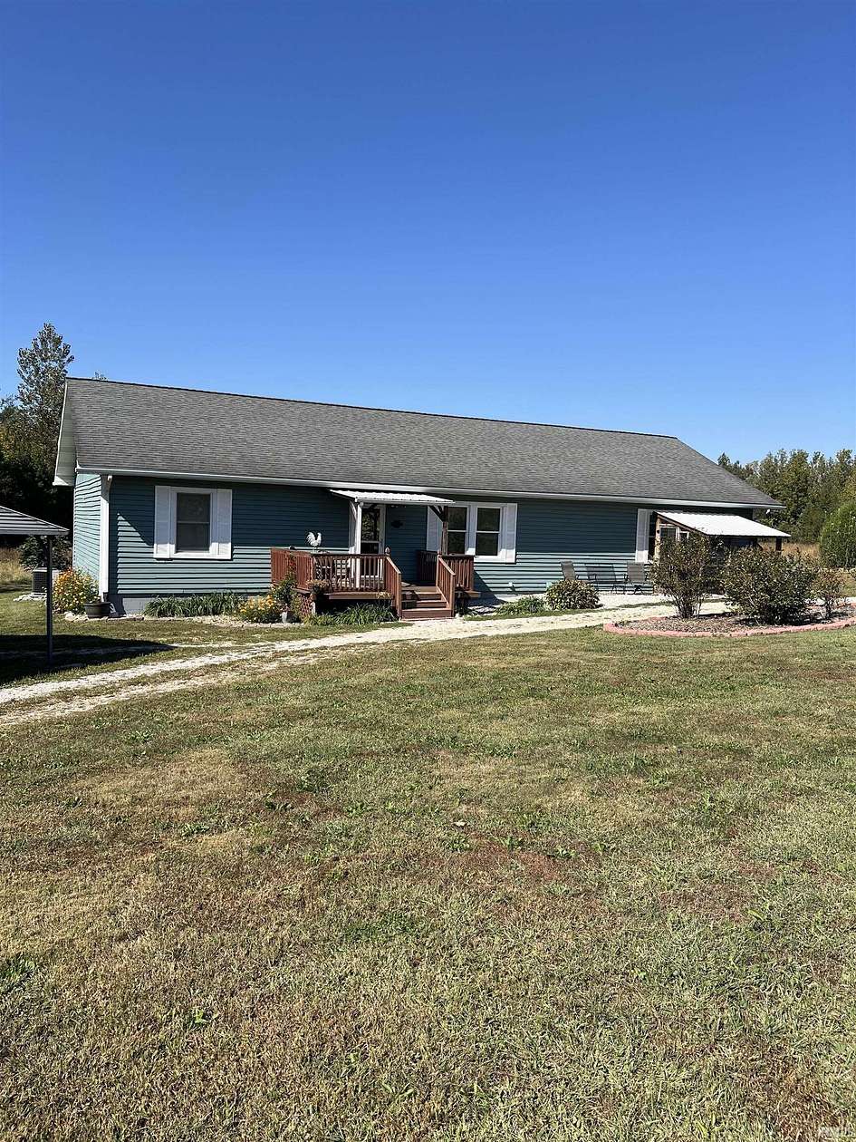 14.2 Acres of Land with Home for Sale in Mount Vernon, Indiana