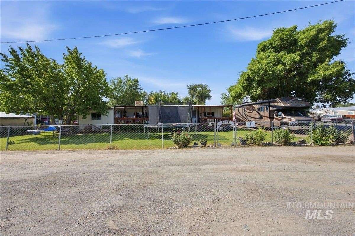 0.28 Acres of Residential Land for Sale in Gooding, Idaho