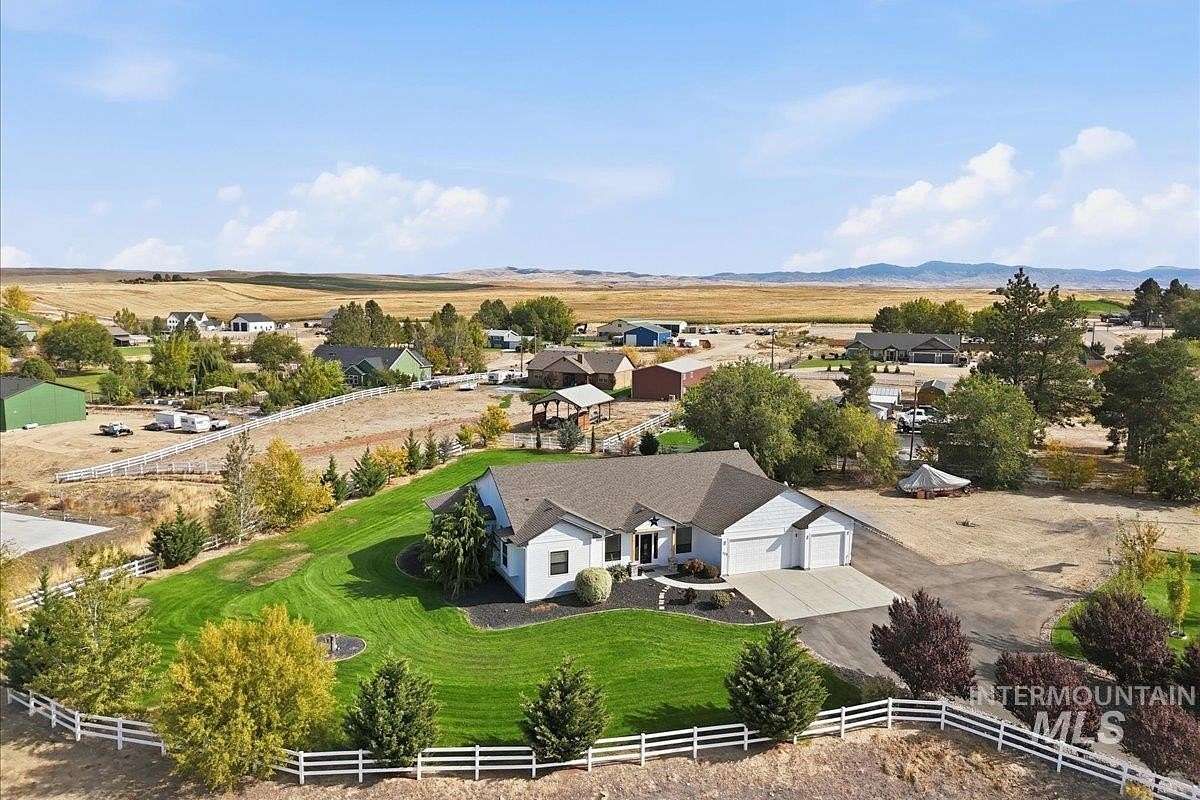 2 Acres of Land with Home for Sale in Middleton, Idaho