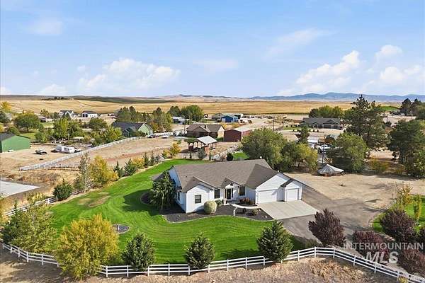 2 Acres of Land with Home for Sale in Middleton, Idaho