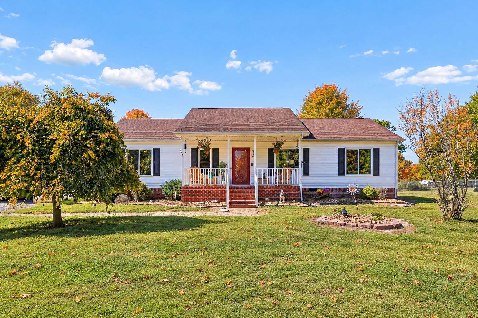 5 Acres of Land with Home for Sale in Columbia, Tennessee