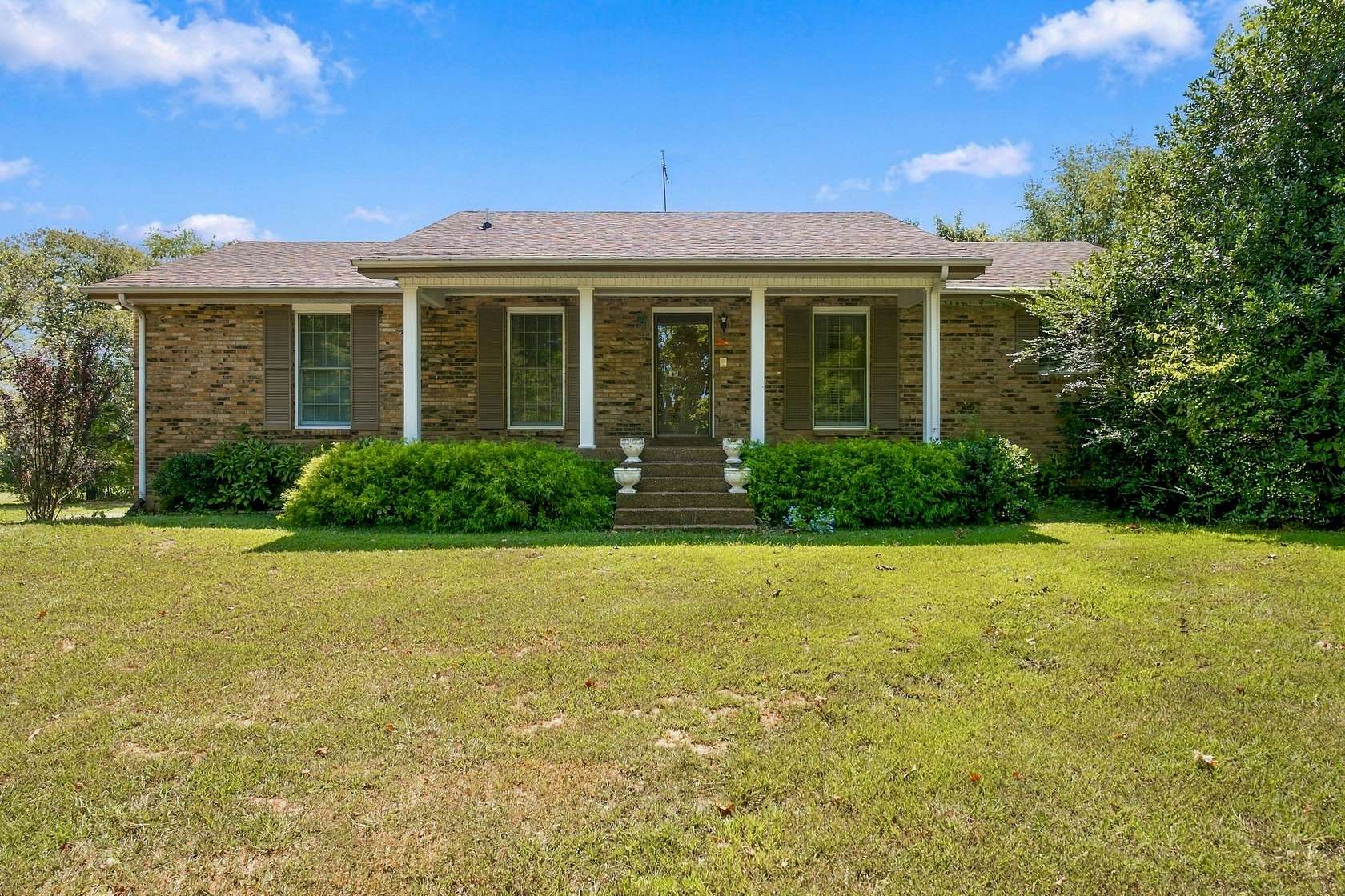4.3 Acres of Land with Home for Auction in Springfield, Tennessee