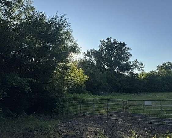 5.2 Acres of Land for Sale in Joaquin, Texas