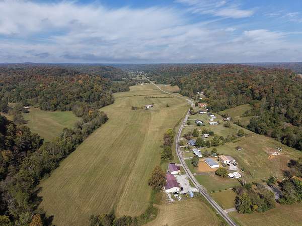 100 Acres of Land for Sale in Burkesville, Kentucky