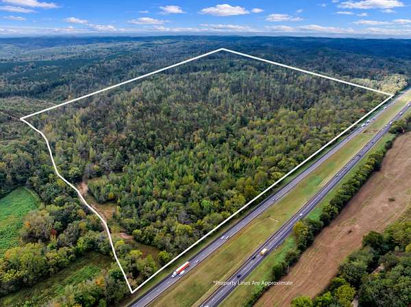 234 Acres of Recreational Land for Sale in Hurricane Mills, Tennessee