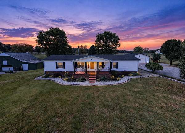 5.84 Acres of Land with Home for Sale in Lebanon, Tennessee