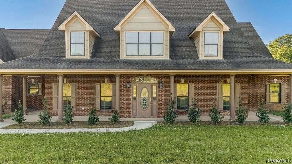 4 Acres of Land with Home for Sale in White Hall, Alabama