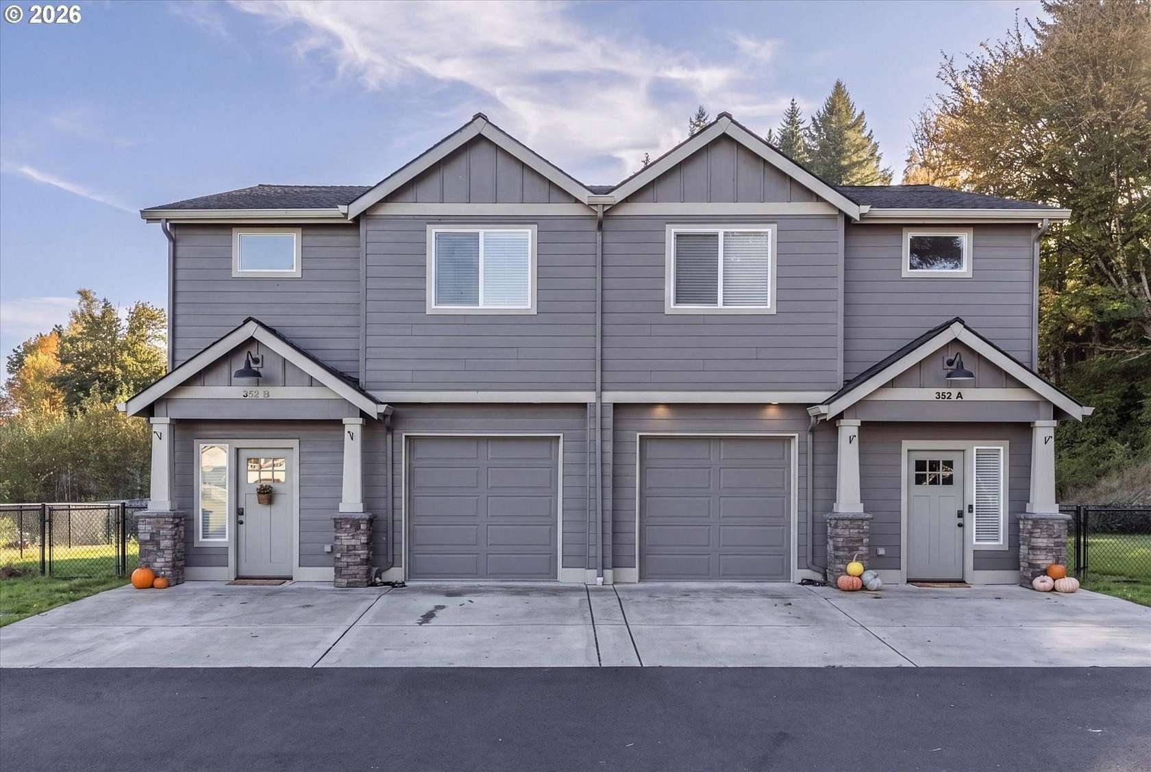 1.88 Acres of Land with Home for Sale in Castle Rock, Washington