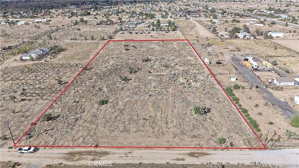 5 Acres of Residential Land for Sale in Phelan, California
