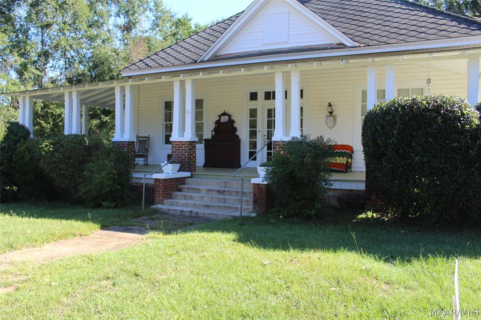 4.47 Acres of Land with Home for Sale in Greenville, Alabama