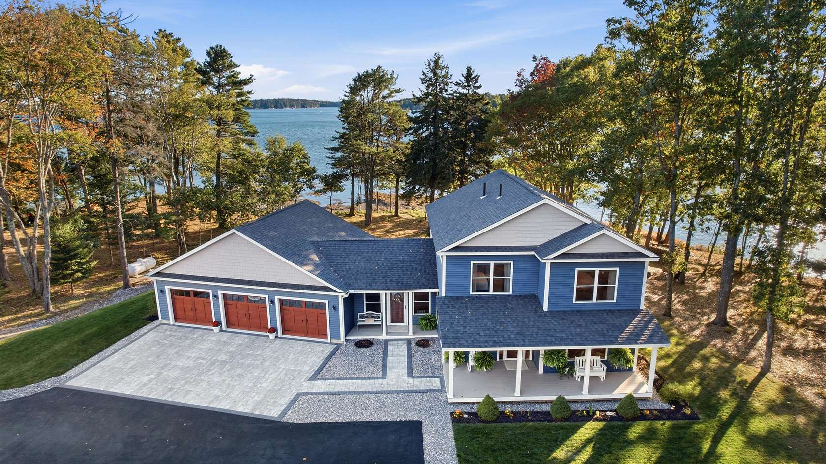 1.72 Acres of Land with Home for Sale in Harpswell Town, Maine