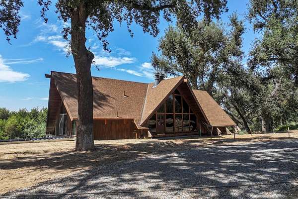 5.38 Acres of Land with Home for Sale in Reedley, California