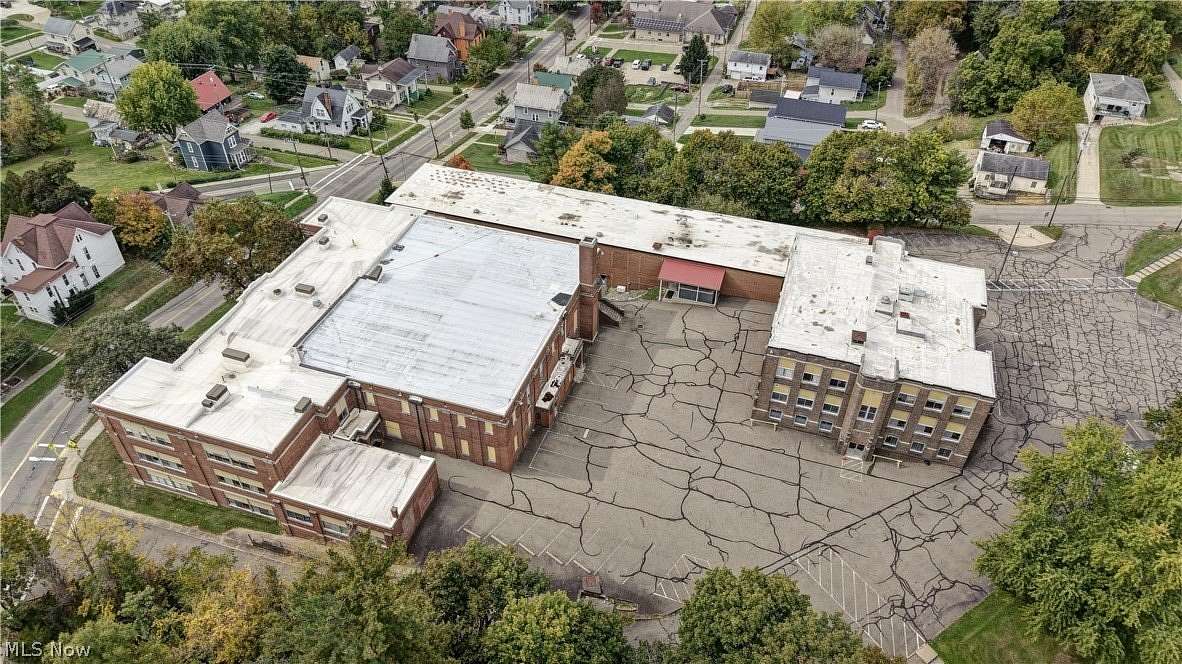 7 Acres of Commercial Land for Auction in Millersburg, Ohio
