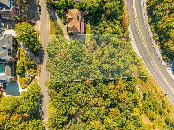 0.7 Acres of Residential Land for Sale in Huntsville, Alabama
