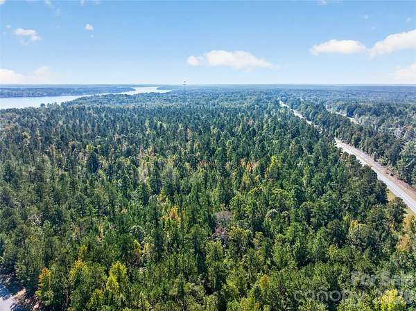 146 Acres of Land for Sale in Fort Lawn, South Carolina