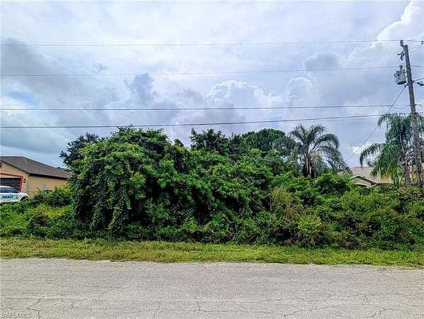 0.25 Acres of Residential Land for Sale in Lehigh Acres, Florida