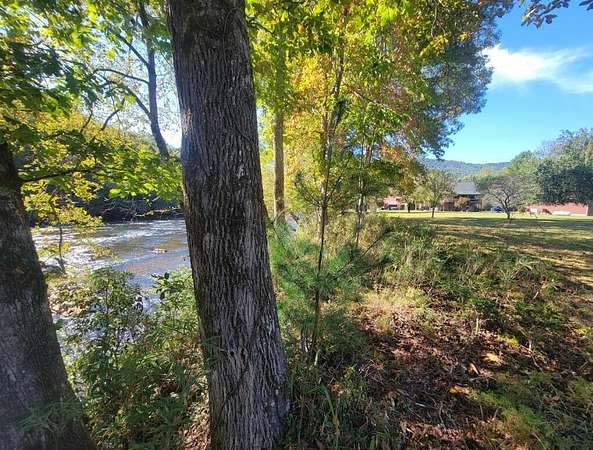 1.29 Acres of Residential Land for Sale in Hayesville, North Carolina