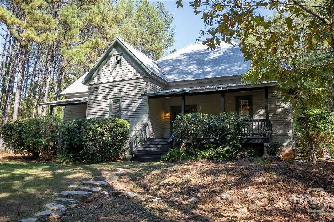 4.3 Acres of Land with Home for Sale in Bishop, Georgia