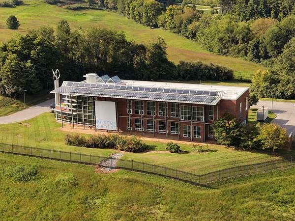 2.9 Acres of Improved Commercial Land for Sale in Bristol, Virginia