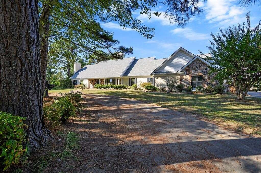 23.8 Acres of Land with Home for Sale in Idabel, Oklahoma