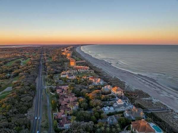 0.73 Acres of Mixed-Use Land for Sale in Amelia Island, Florida