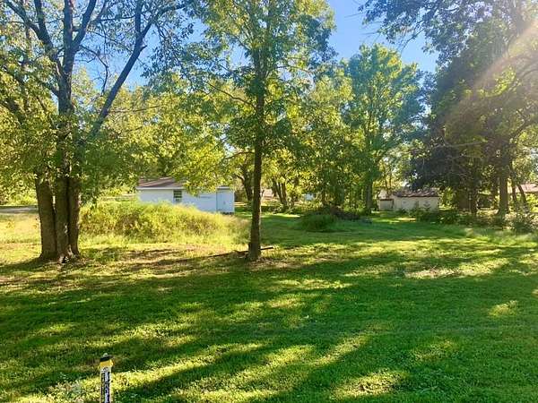 0.32 Acres of Residential Land for Sale in Pleasanton, Kansas