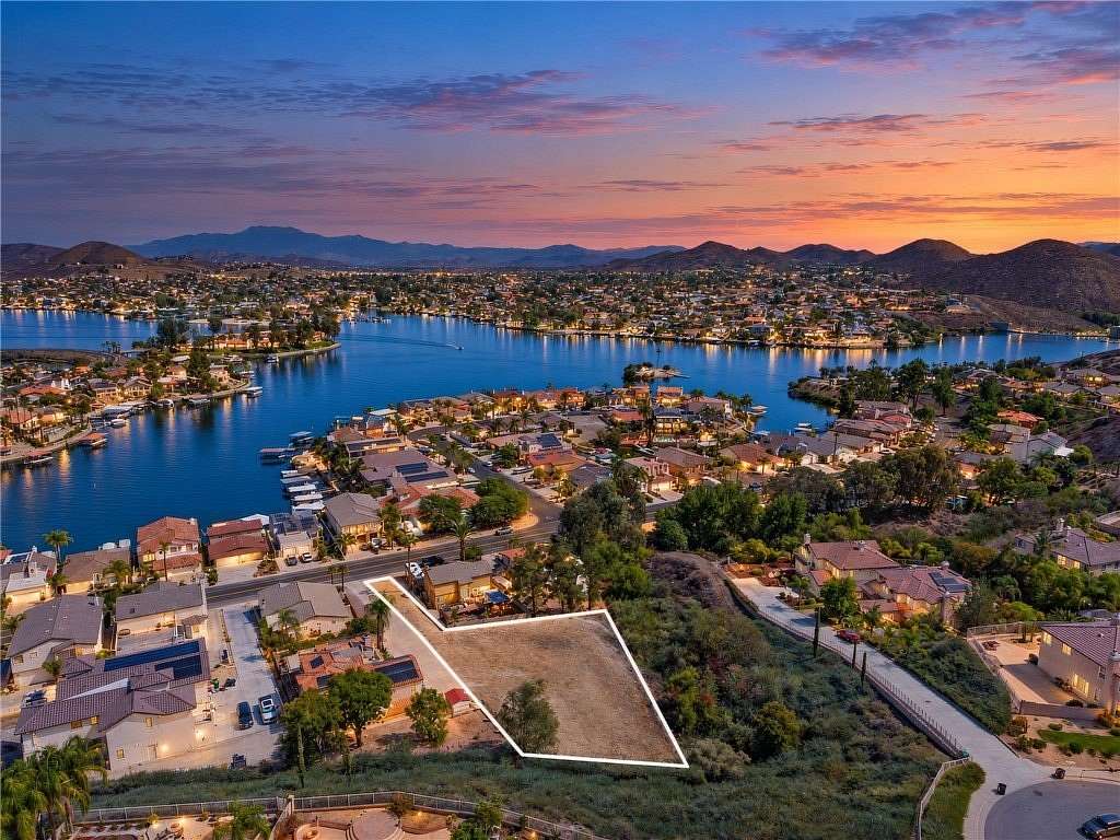 0.45 Acres of Residential Land for Sale in Canyon Lake, California