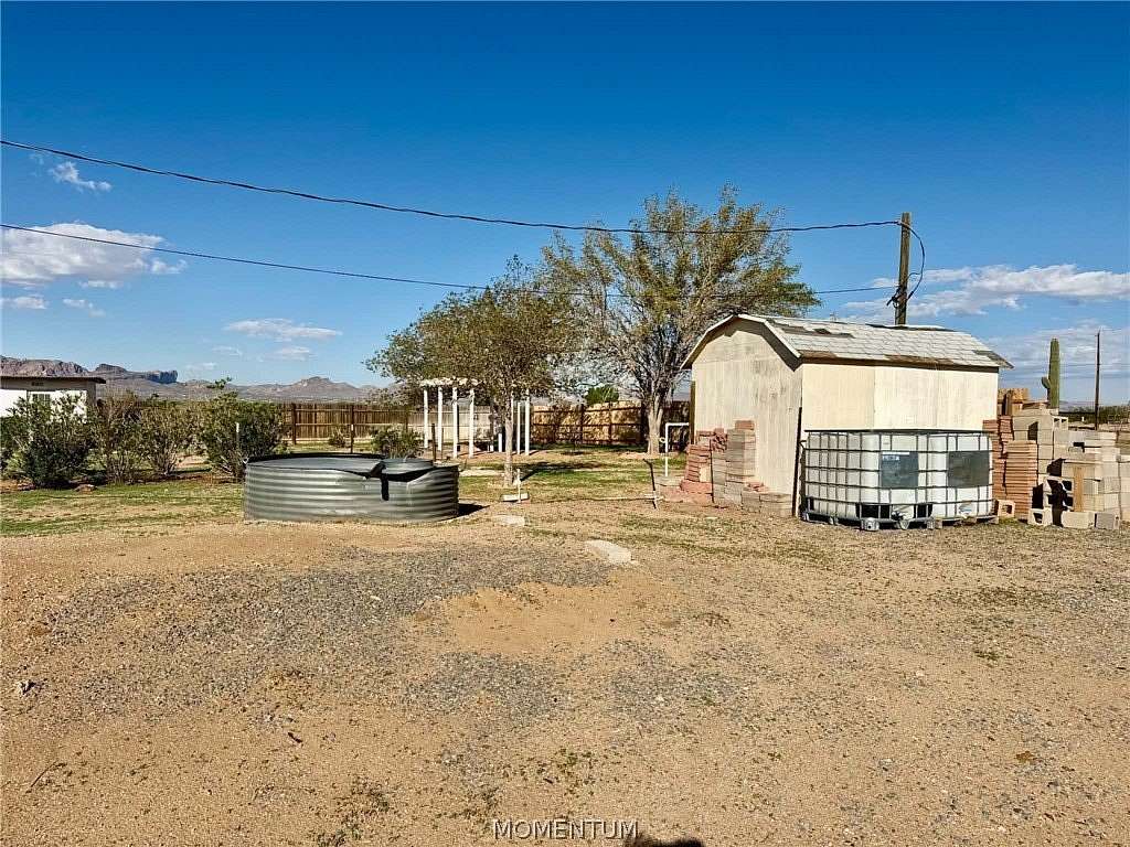 5.24 Acres of Land for Sale in Golden Valley, Arizona