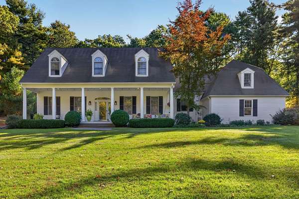 15.9 Acres of Land with Home for Sale in Rehoboth, Massachusetts