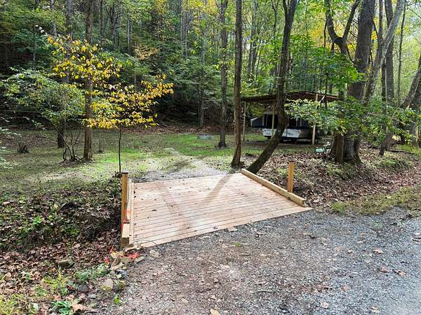 4.43 Acres of Agricultural Land for Auction in Ivanhoe, Virginia