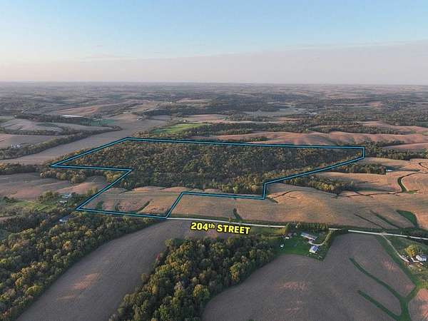 138 Acres of Land for Sale in Zwingle, Iowa