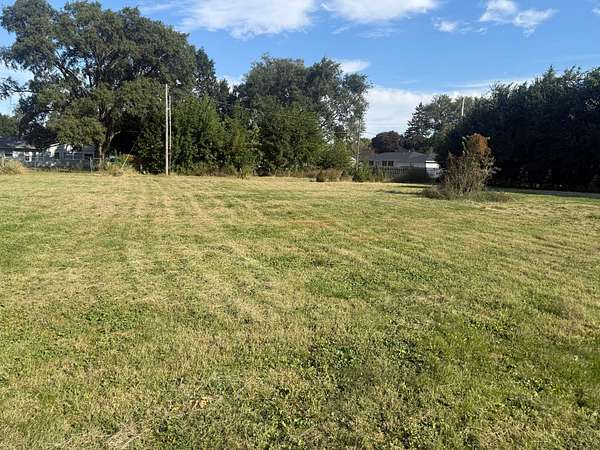 0.66 Acres of Residential Land for Sale in Milmine, Illinois