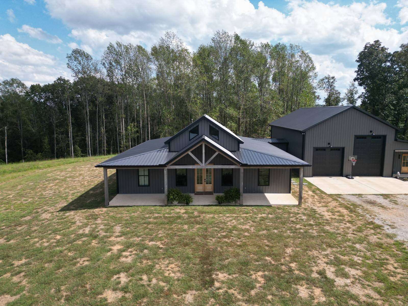 13.5 Acres of Land with Home for Sale in Bear Creek, Alabama