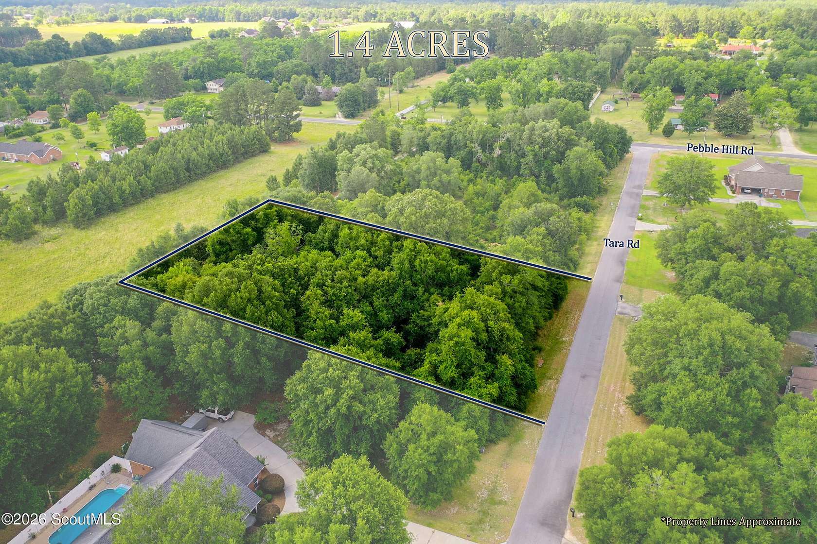 1 Acre of Residential Land for Sale in Waycross, Georgia